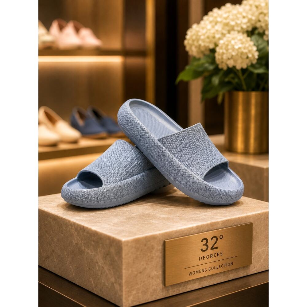 32 Degrees Cool Cushion Slides Pool Slides - Blue - Womens L (9/10)